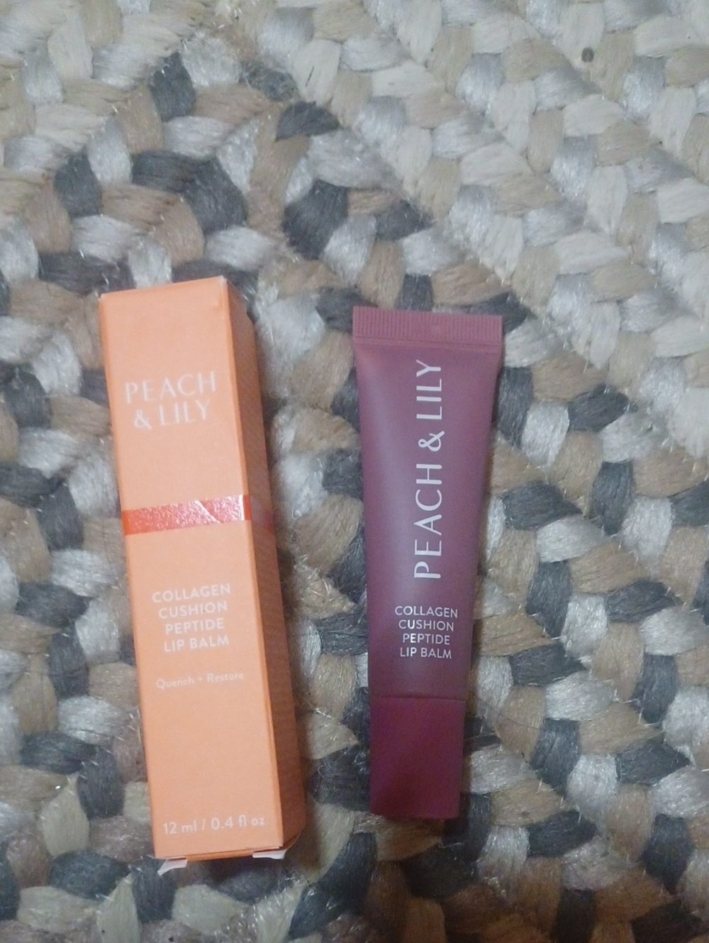 Peach & Lily Collagen Cushion Peptide Lip Balm — Sugar Plum